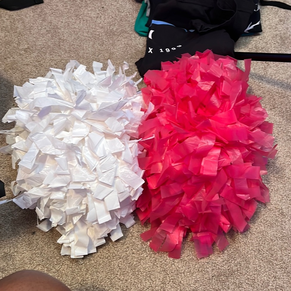 Cheer pom poms
